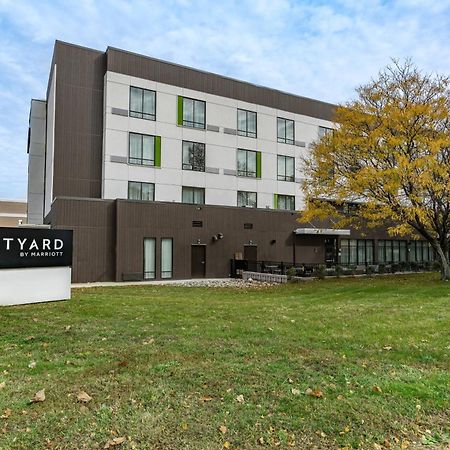 Courtyard By Marriott West Springfield Hotel Exterior foto